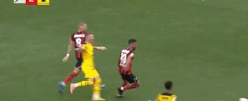 1631397478618099240.gif 勒沃库森2.gif